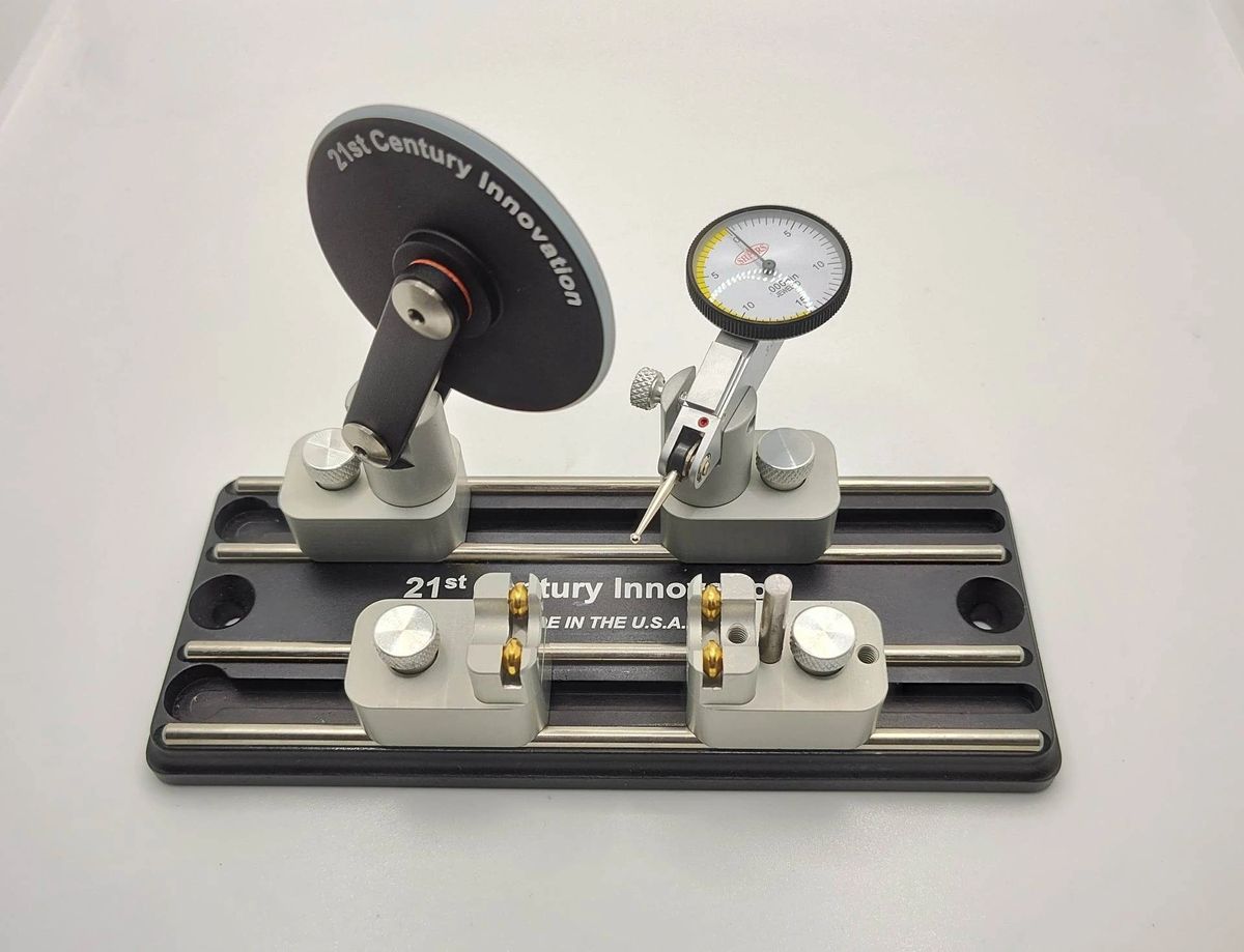 Concentricity Gauge with Wheel and Indicator